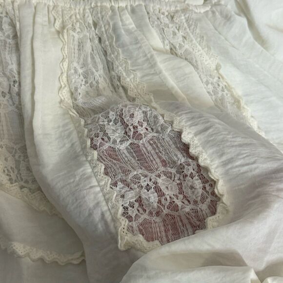 Vintage Blouse M Cream XOXO Lace Sheer Smocked Milkmaid Cottagecore Coquette Y2K - Picture 10 of 10